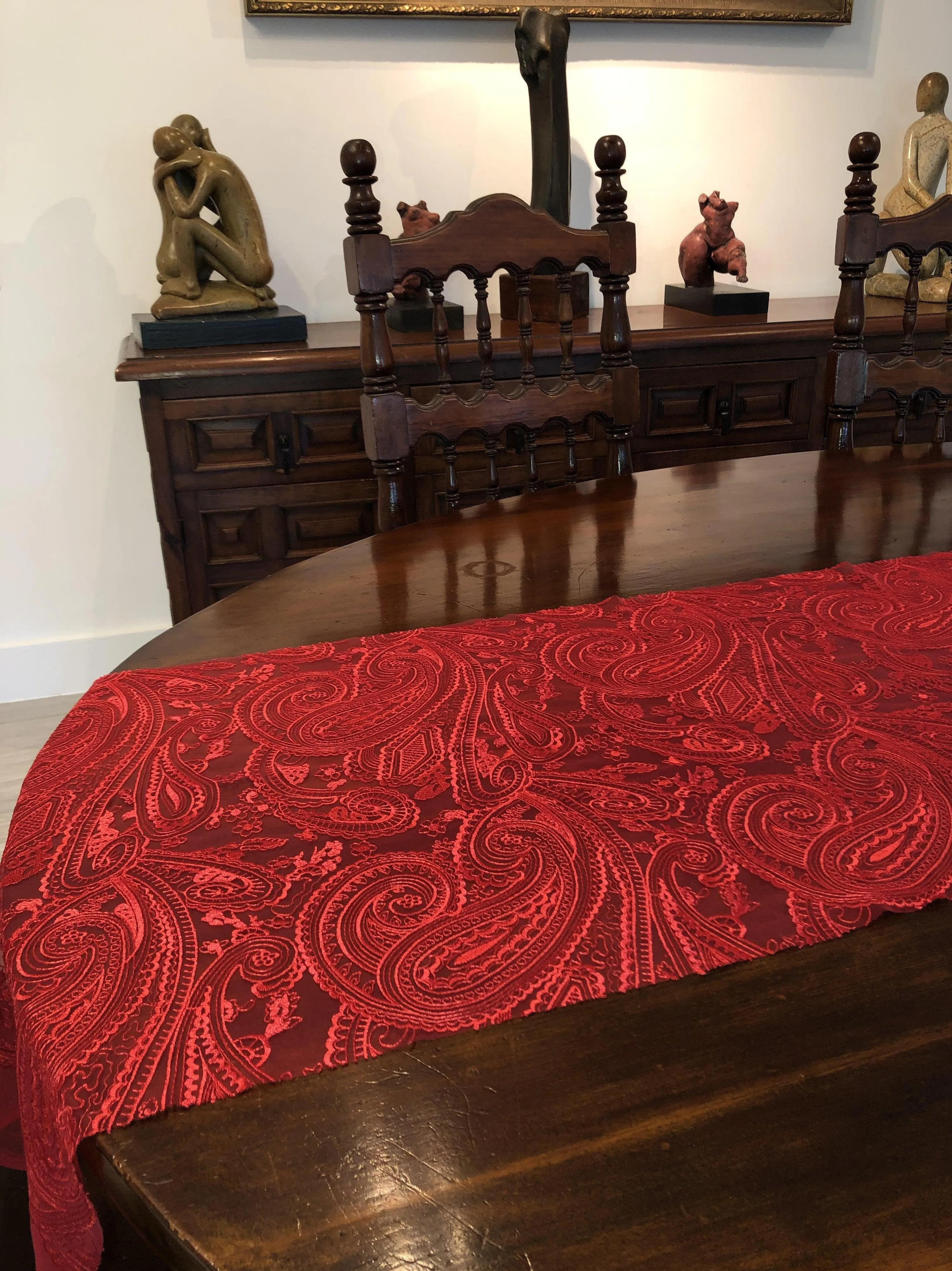 Paisley Lace Table Runner