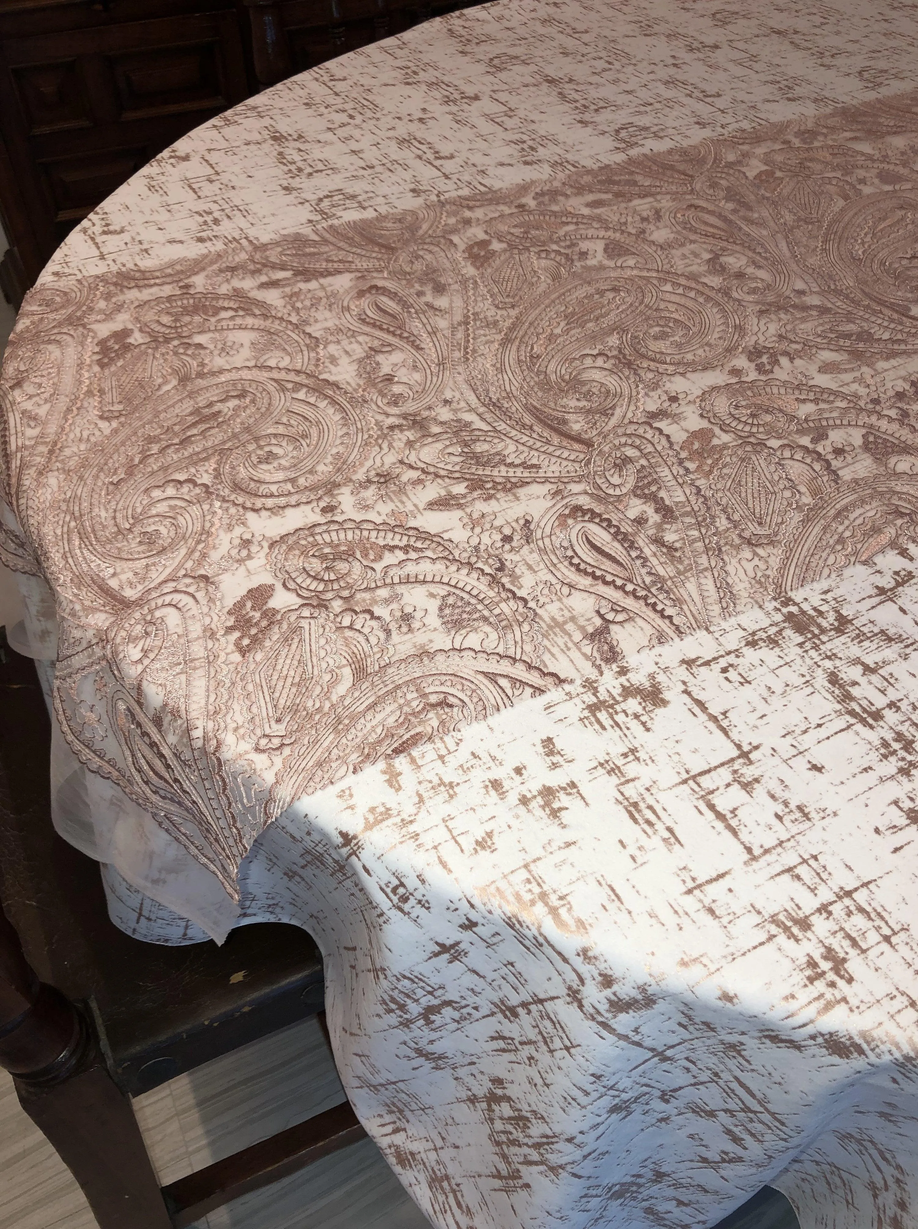 Paisley Lace Table Runner