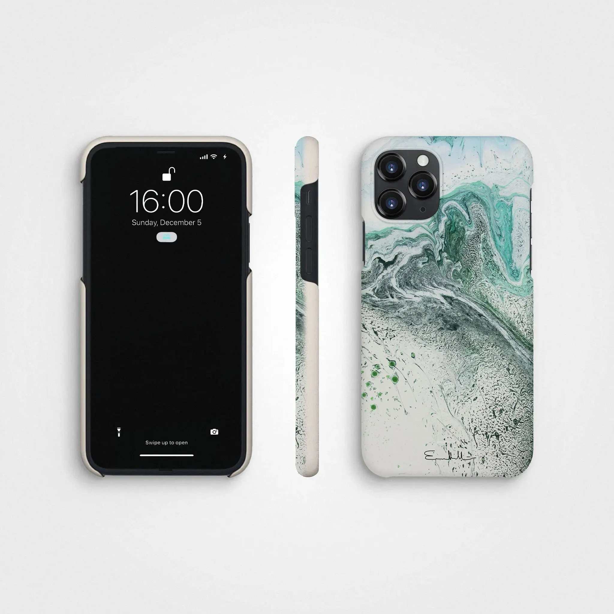 Plant-based phone case, Emma Lindström | Naquaah V