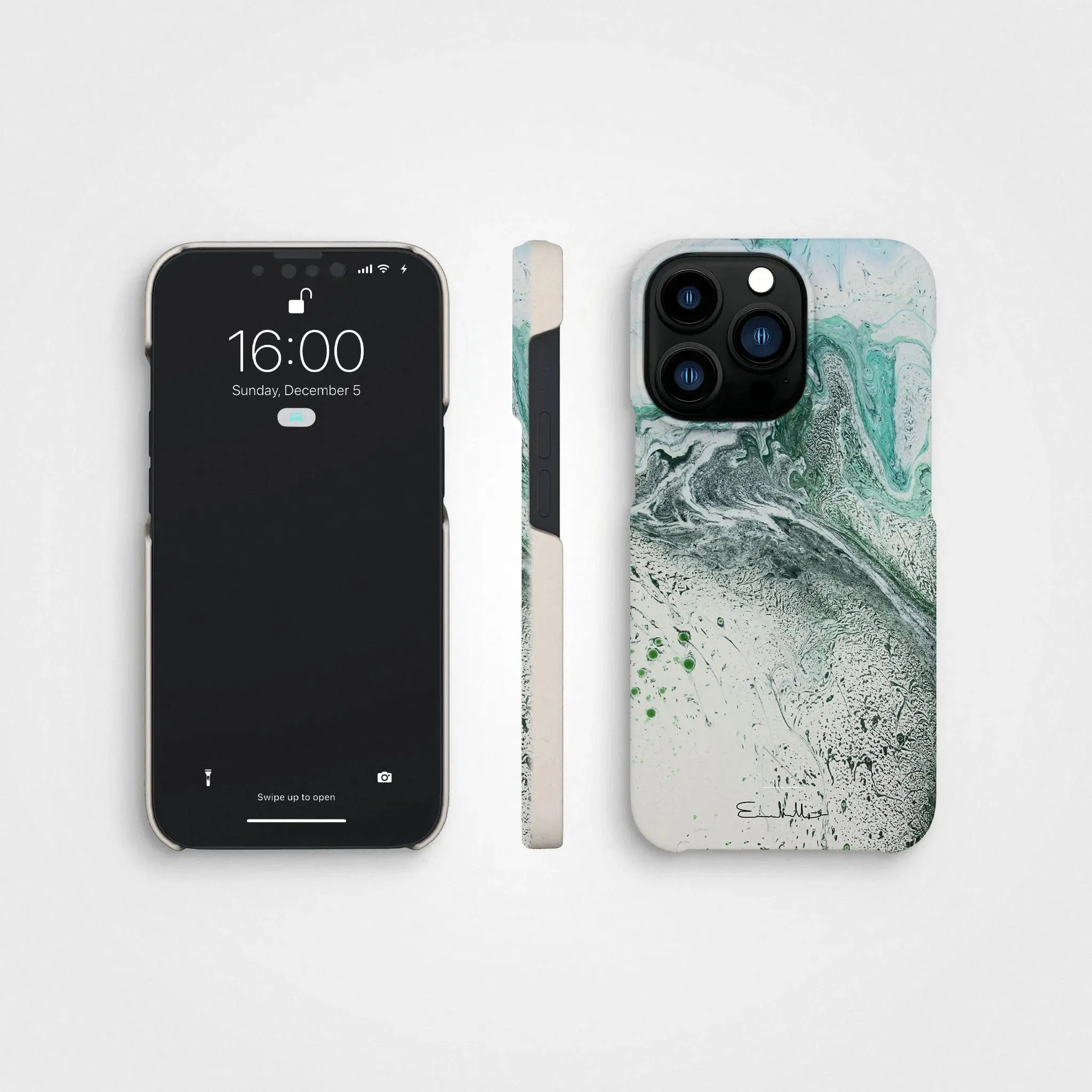 Plant-based phone case, Emma Lindström | Naquaah V