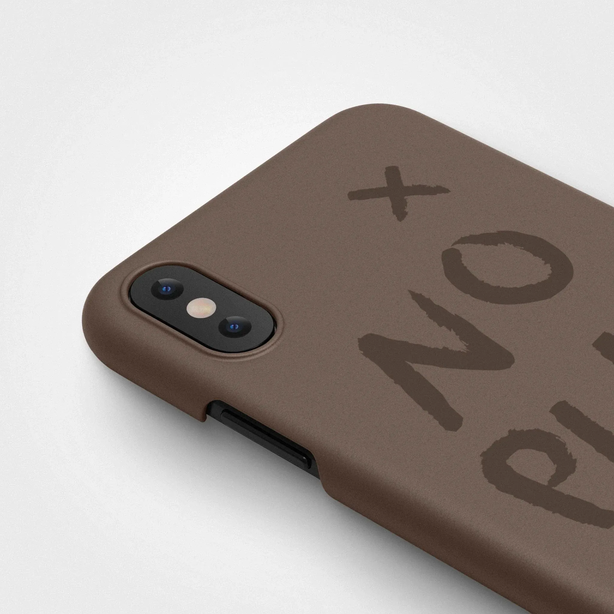 Plant-based phone case, no plastic | Earth brown