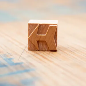 Wood Type Printer's Block: Stout Arrow